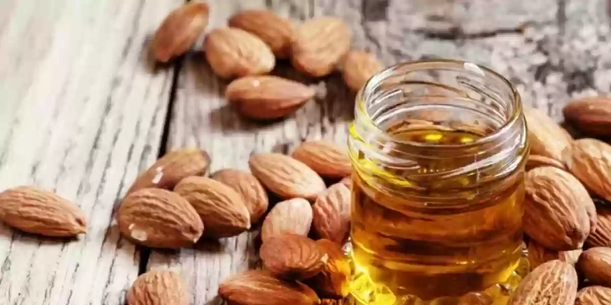 تعرفي على فوائد زيت اللوز الحلو للشعر