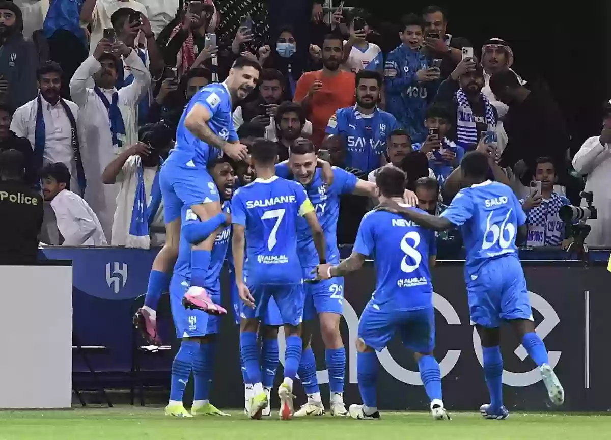 إعلامي سعودي يشيد بهيمنة فريق الهلال على البطولات