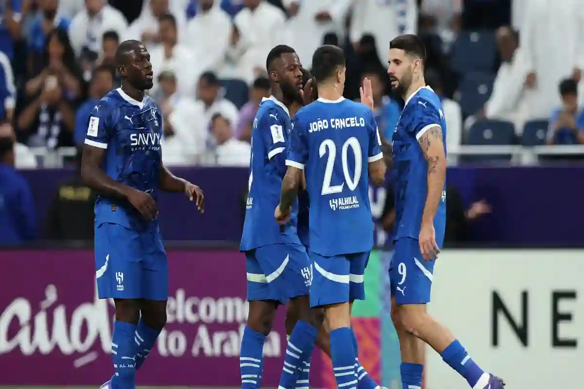 غياب أربعة لاعبين أساسيين في الهلال