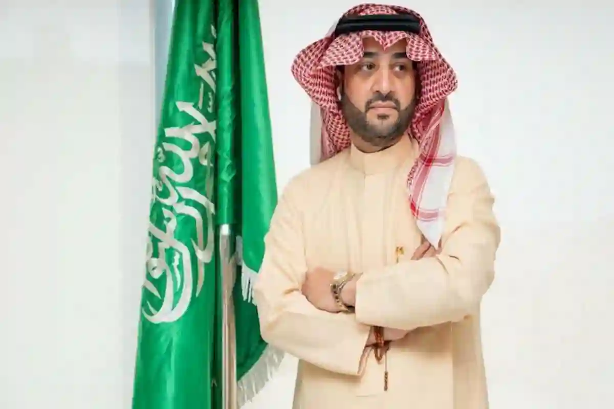  رئيس الأهلي السعودي ينفجر بسبب أداء التحكيم في لقاء الاتحاد السعودي