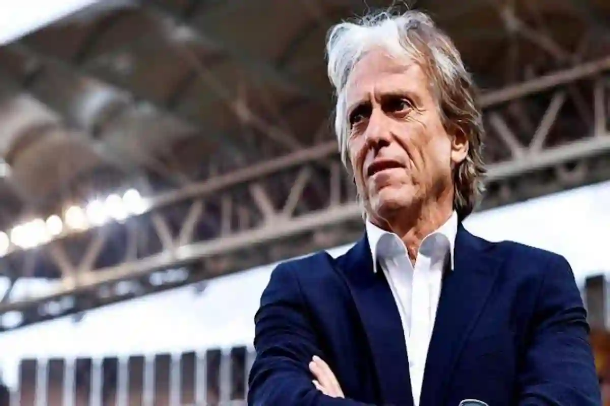 رونالدو هو سبب إقالة خيسوس من الهلال