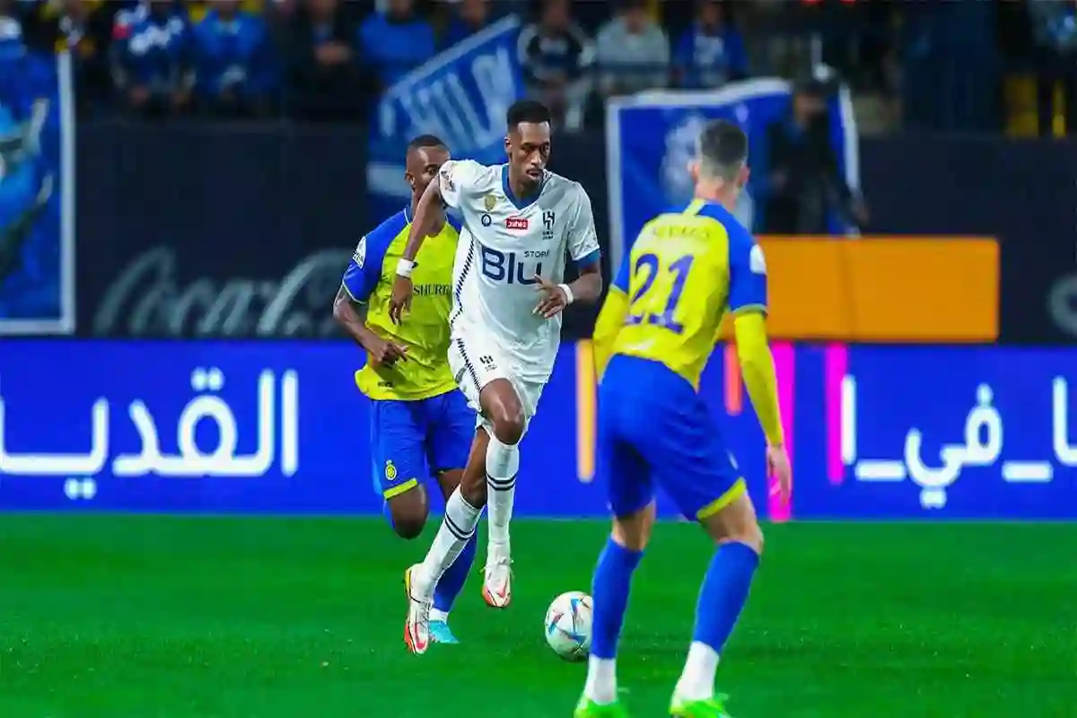 نشب صراع بين الهلال والنصر بسبب نجم يغادر قلعة ليفربول الإنجليزي