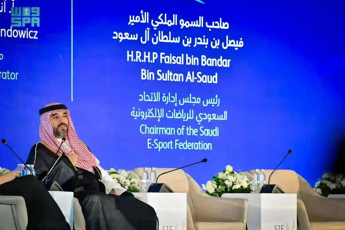 ثورة تقنية صنعت أجيالًا على غرار الرياضات والألعاب الإلكترونية لا حصر لها