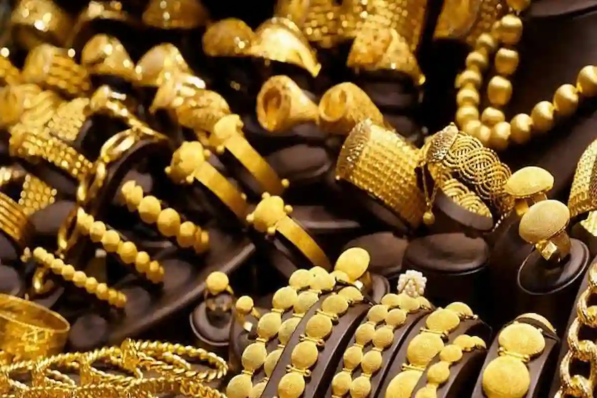 الأونصة تكسر سعر 11700 ريال في السعودية اليوم الخميس!!