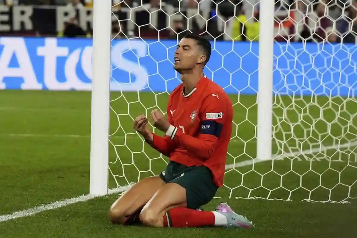 تعليق ساخر من النوفل على رونالدو بعد تحقيق أمم أوروبا