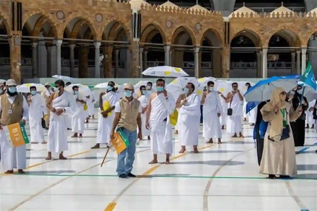 ترحيل الوافدين المتورطين في الحج الوهمي
