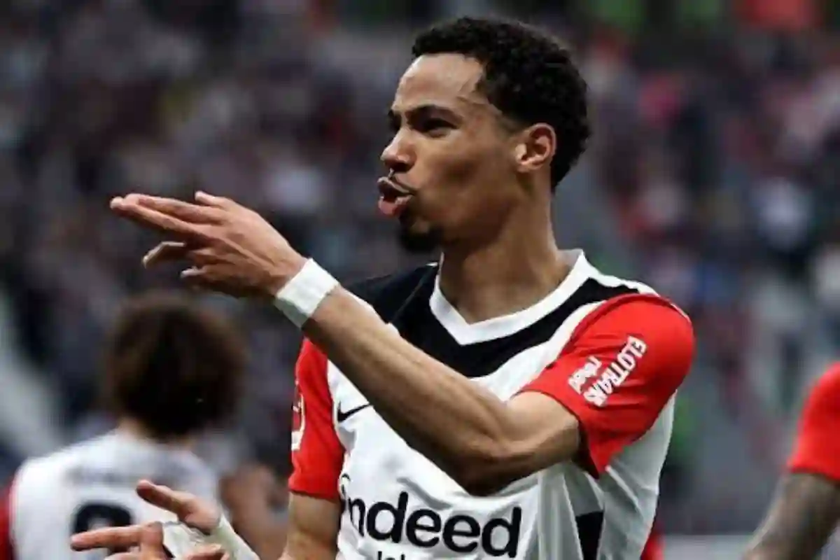 اللاعب هوجو إيكيتيكي