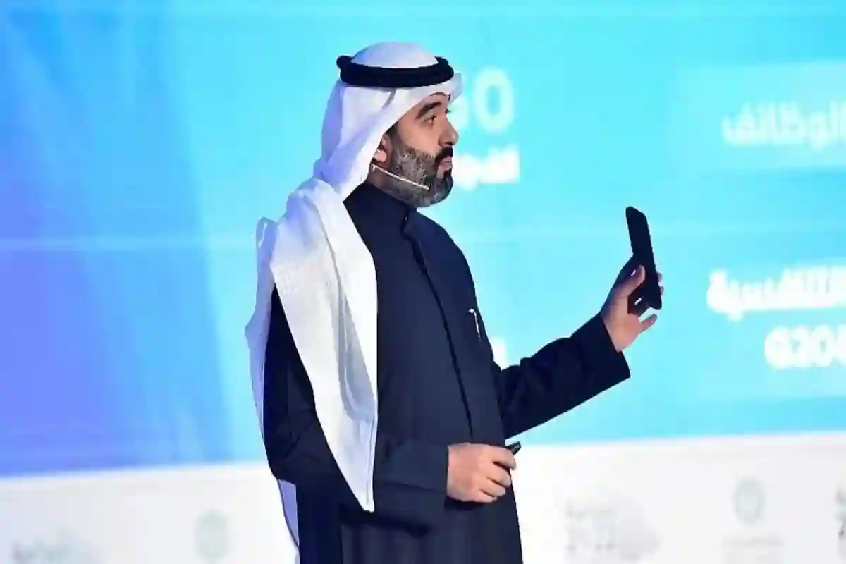عبدالله السواحة وزير الاتصالات