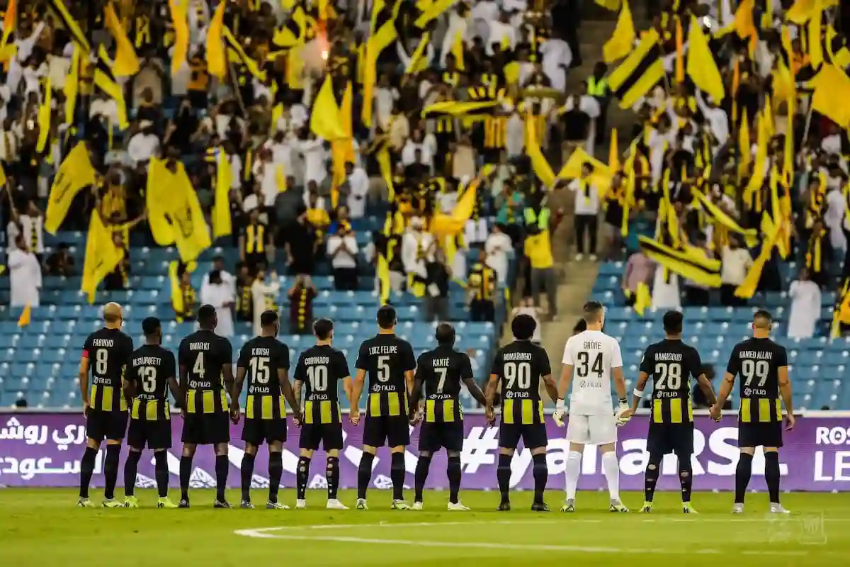وكيل لاعبين سعودي : نجم الاتحاد السعودي يمتلك عروض احتراف أجنبية مغرية من إنجلترا