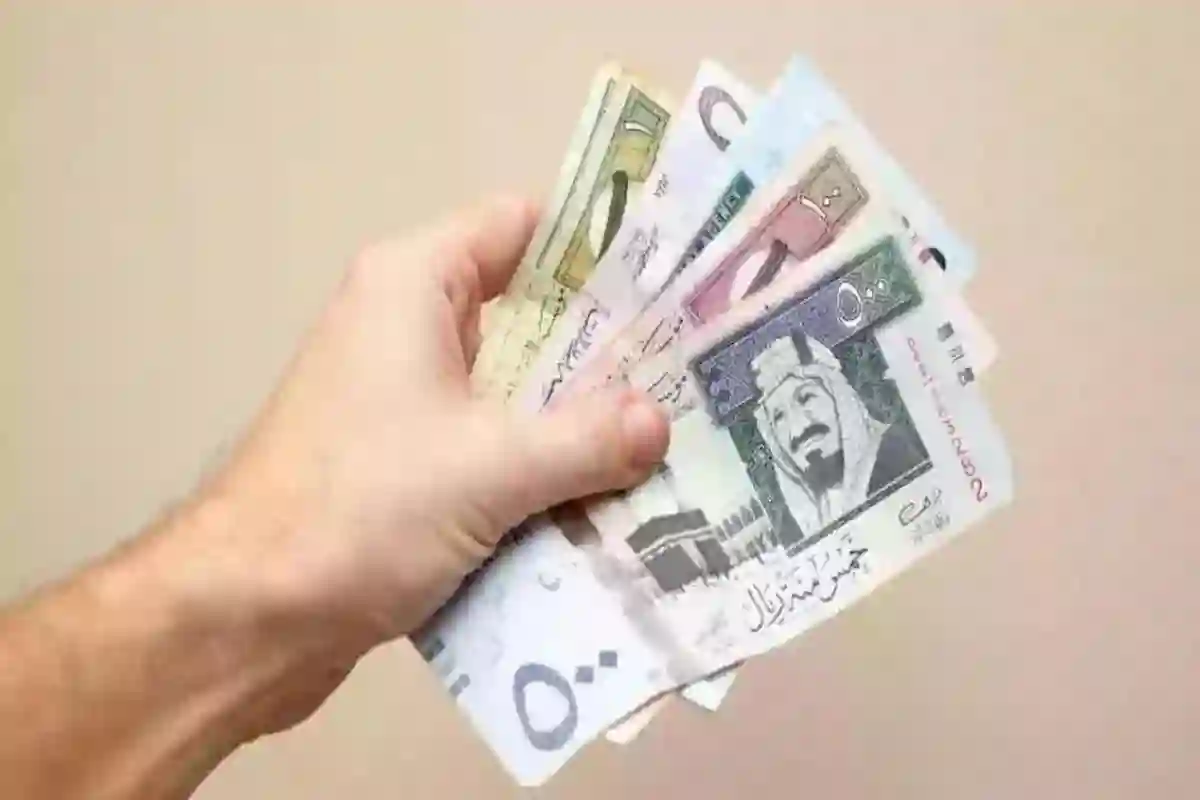 سعر صرف الريال السعودي مقابل الدولار الأمريكي بمستهل تعاملات الأربعاء