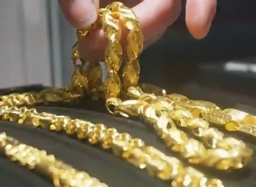 الذهب يواصل صعوده عالميًا