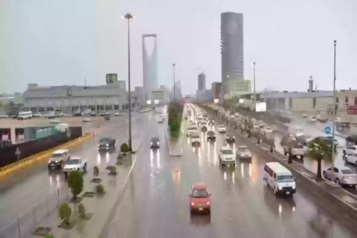 5 مناطق يتلقون تحذير عاجل من الأرصاد السعودية