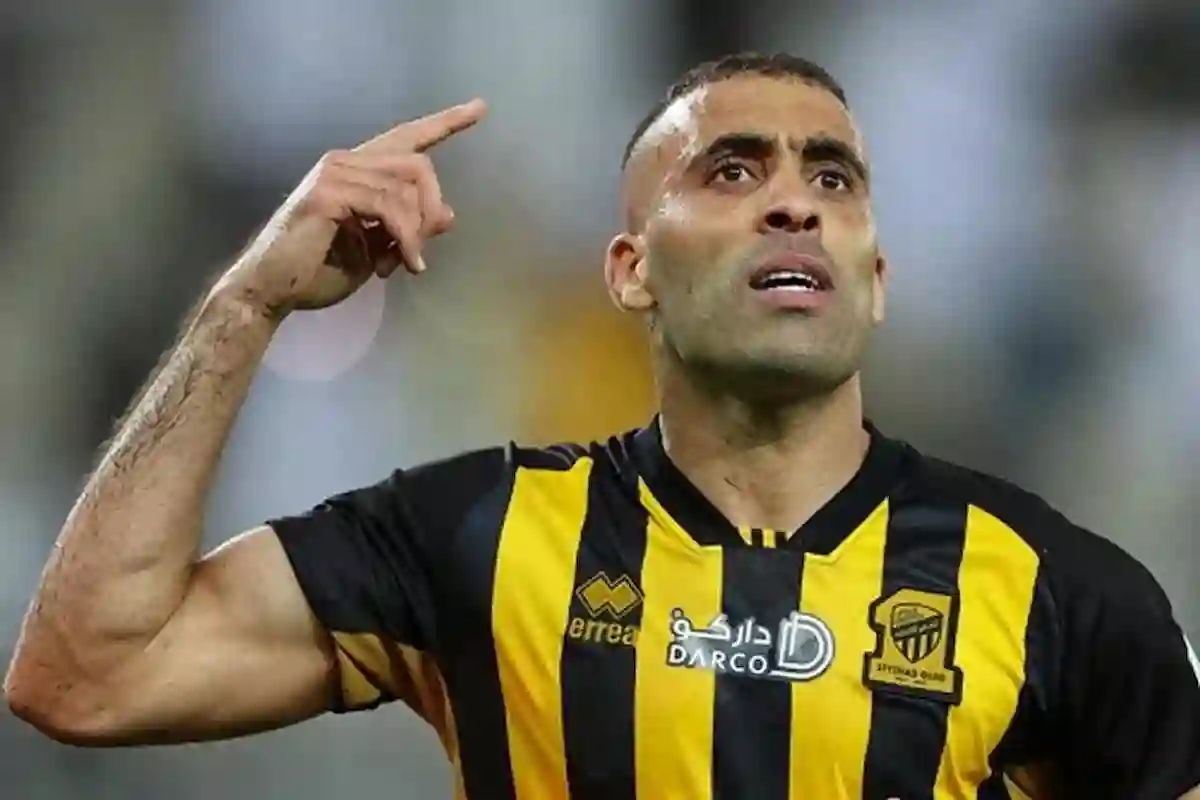  الزهراني يزلزل روشن بترجيح كفة