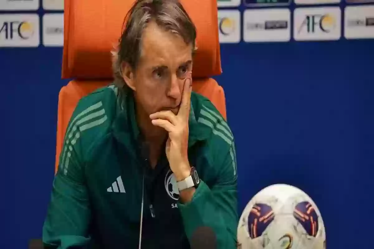 نجم الكرة السعودية الأسبق يكشف تفاصيل لقاء اعتزاله ورأيه في أداء مانشيني