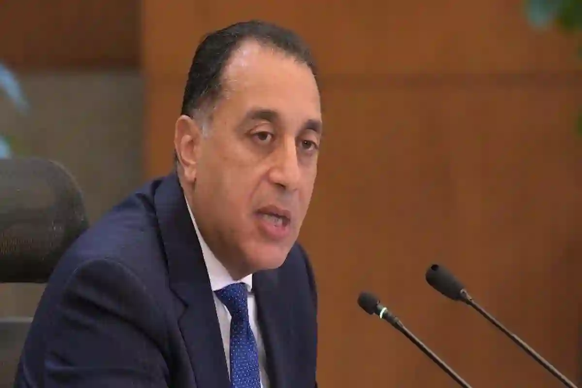 رئيس مجلس الوزراء المصري يكشف السبب في تراجع إيرادات قناة السويس