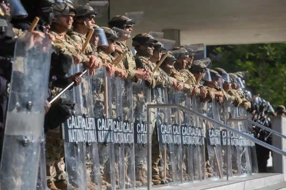 القنصلية السعودية ترفع درجة الحذر