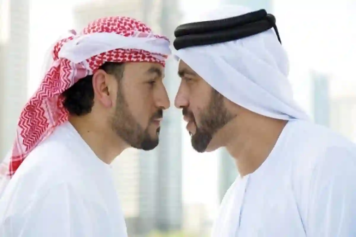 تحذير رسمي من الإمارات للعرب غير الإماراتيين العاملين في وسائل الإعلام والتفاصيل...