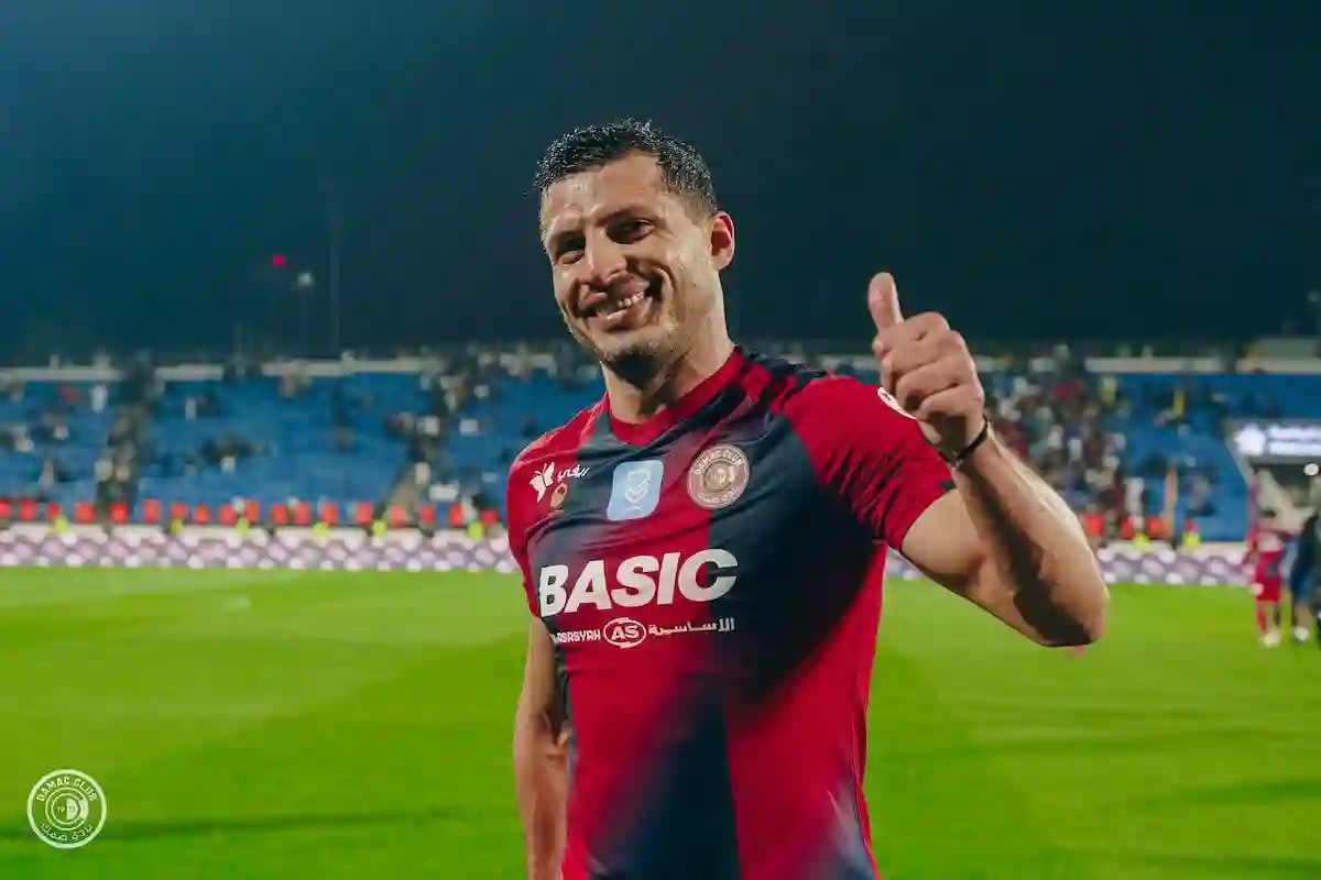 الثالث بعد شريف وحامد على أعتاب الانتقال إلى دوري روشن السعودي