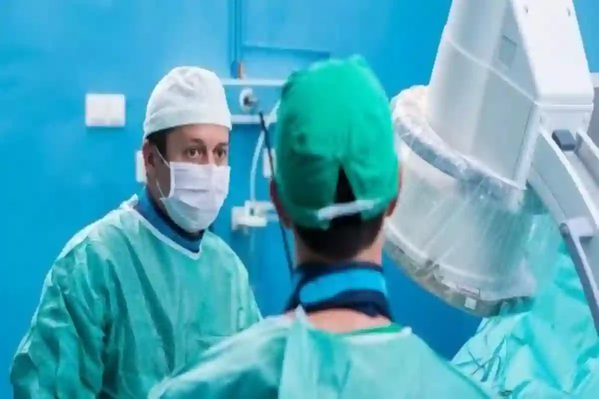 مستشفى ينبع يسجل أول نجاح جراحي نوعي في العمود الفقري