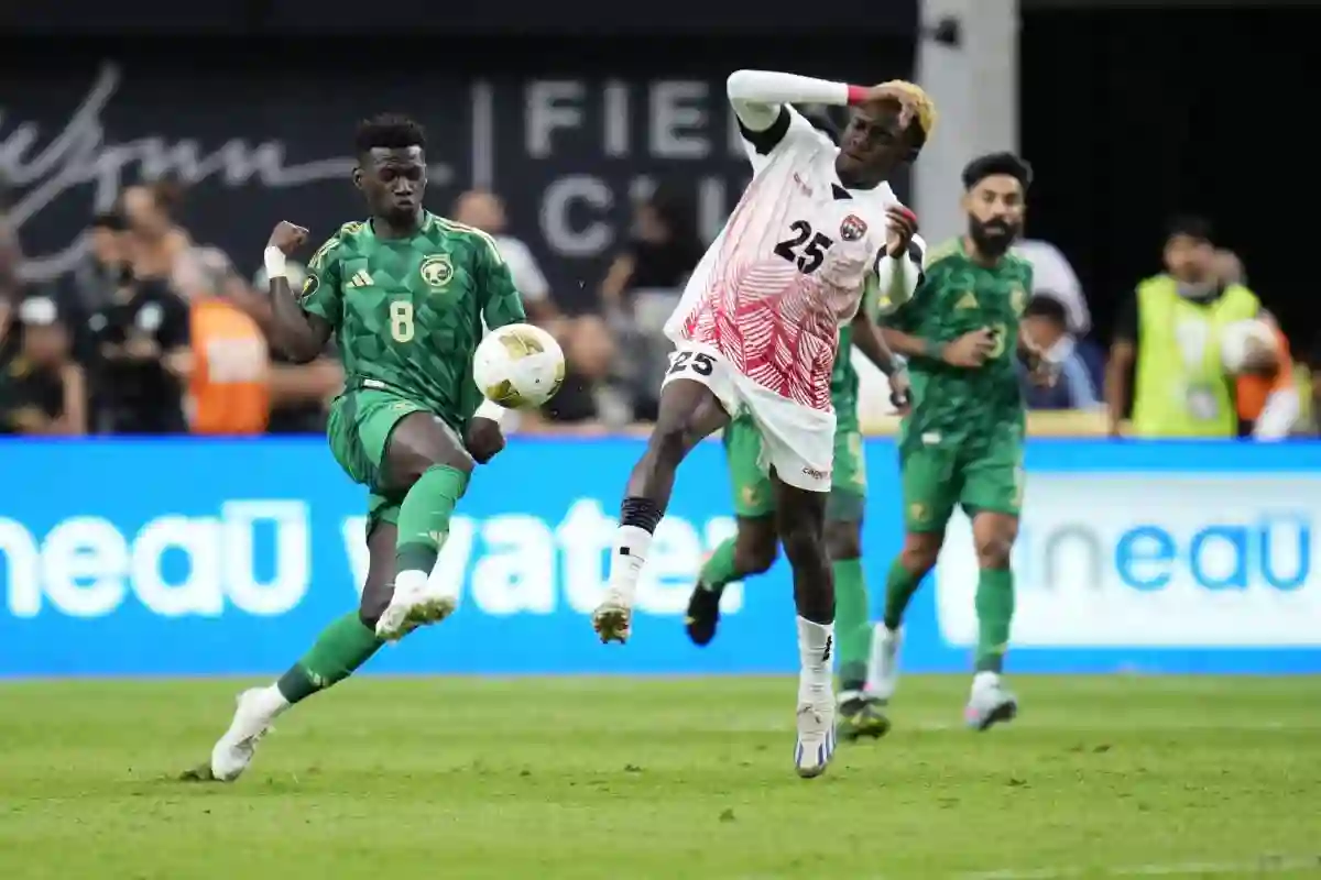 لمواجهة المكسيك في ربع نهائي الكأس الذهبية.. بعثة الأخضر تصل أمريكا وتبدأ المران