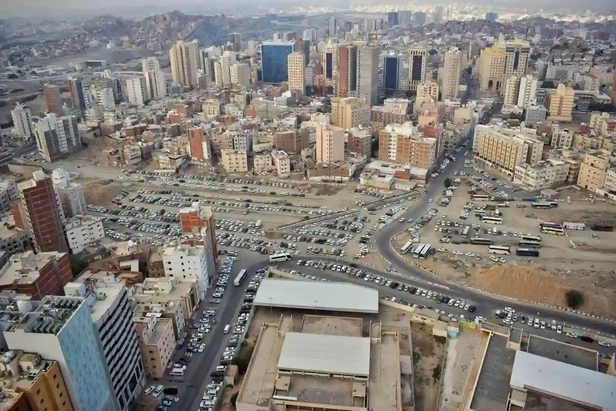 6 أحياء تحت المجهر.. حملة موسعة تضبط المخالفات في مكة للتنظيم الحضري