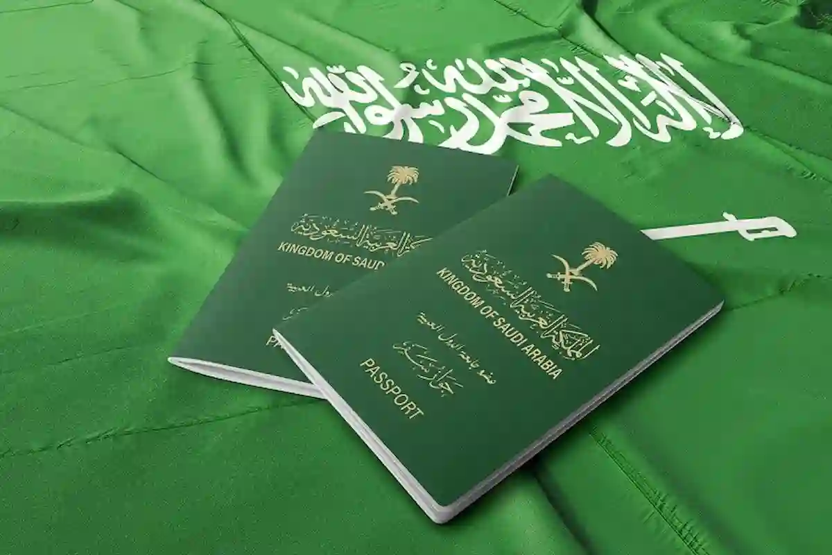 هل يمكن إضافتهم على جوازات سفر أحد الوالدين للسفر خارج السعودية؟!