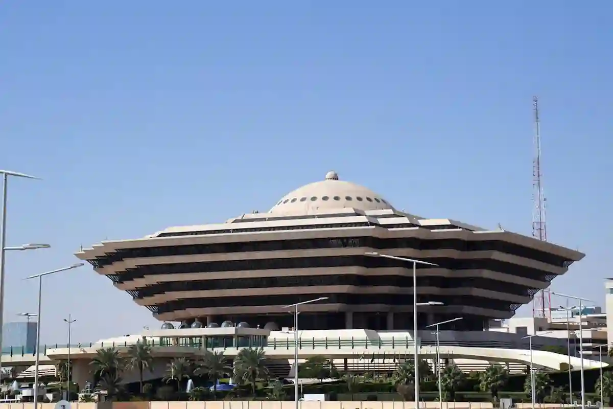 ضبط عصابة احتيالية على المواطنين والمقيمين في السعودية