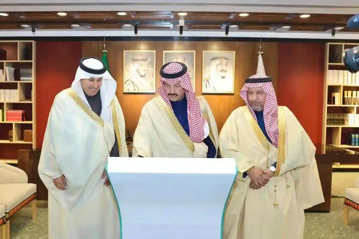 أمير عسير يعلن تدشين مشاريع محلية بـ 25 مليار ريال