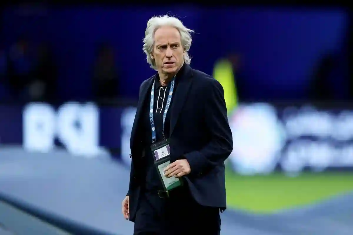 مدرب الهلال السابق على أبواب النصر