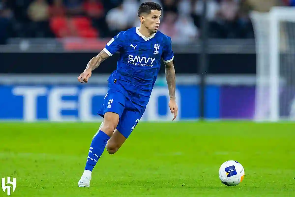 نجم الهلال السعودي 