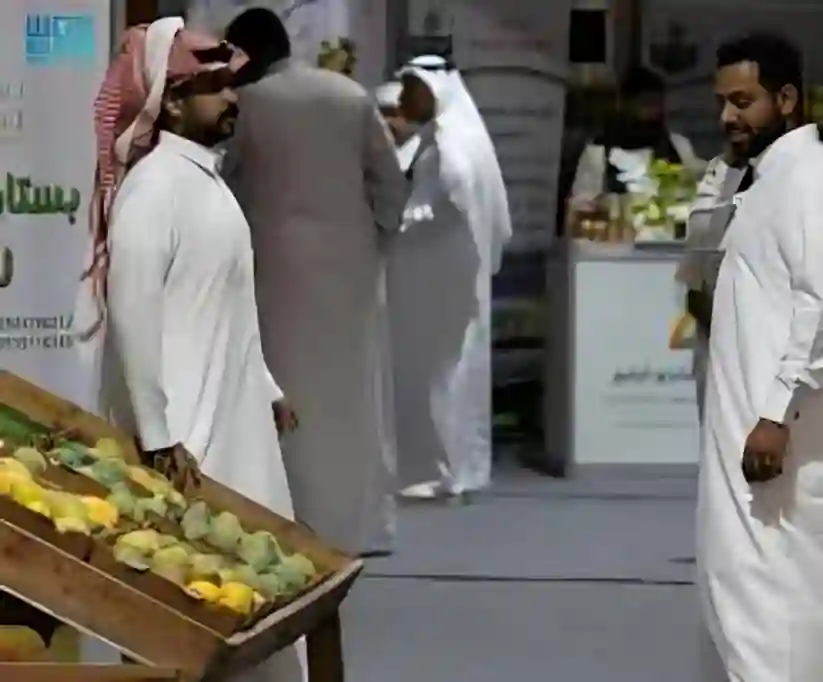 مهرجان المانجو ينعش أسواق أملج